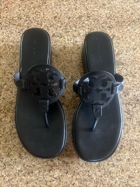 Tory Burch Miller Black Leather 25MM Wedge Flip Flop Sandals Size 9